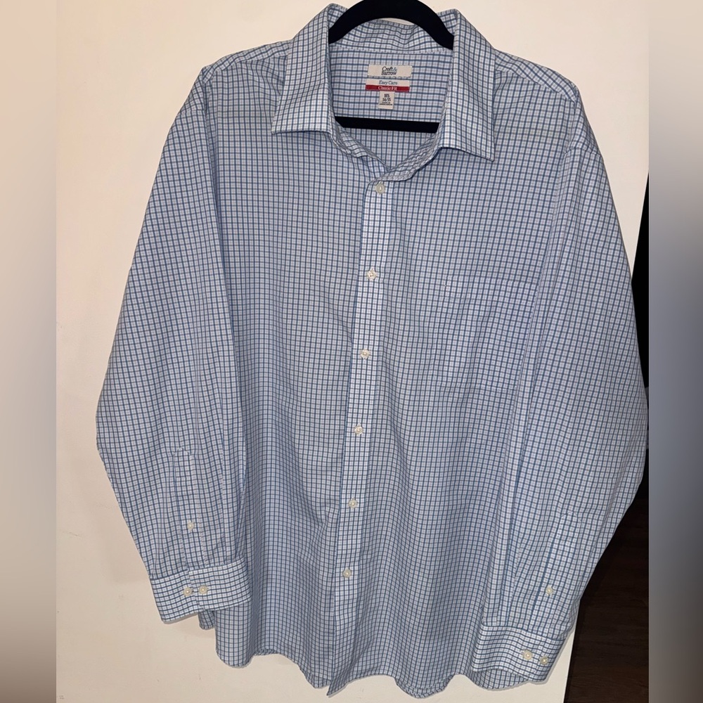Croft & Barrow Men’s Button Down Dress Shirt - NWOT